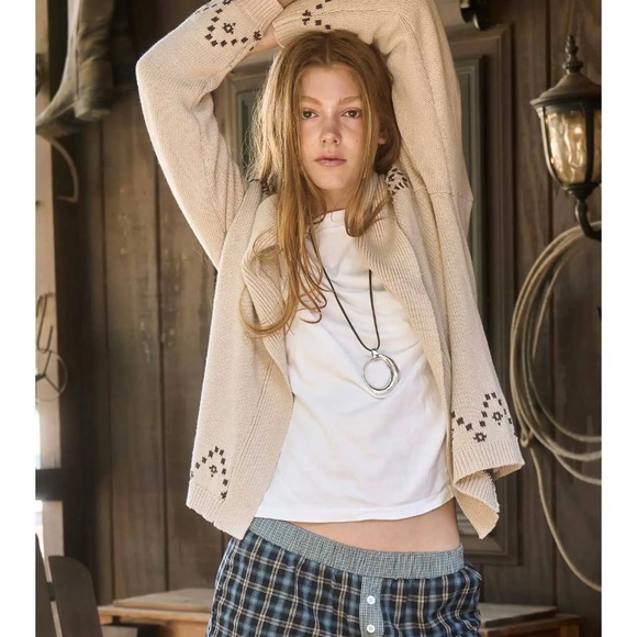 NWT Western  Horse Jacquard Shawl Knit Cardigan in Beige - Picture 3 of 6